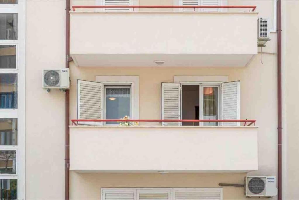 Apartmán Renovated Center Roberto *