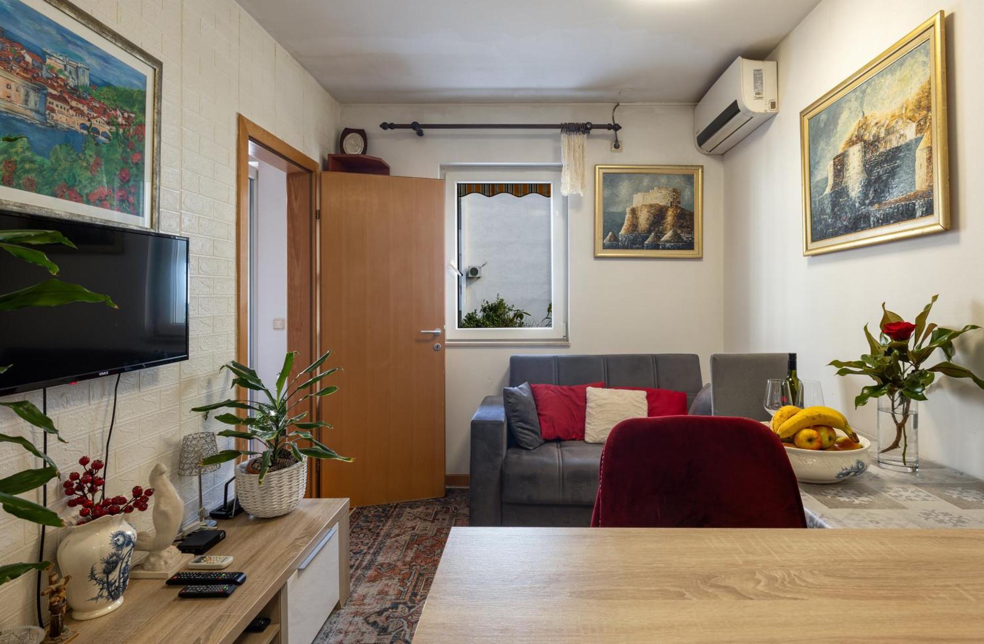 Renovated Center Roberto *