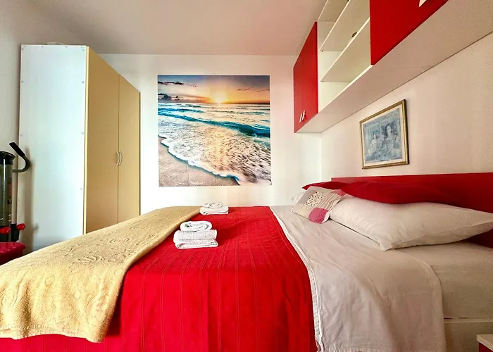 Renovated City Center Apart Roberto
