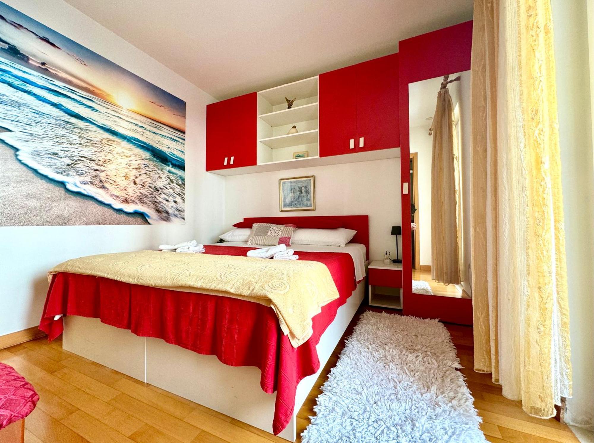 Renovated Center Roberto Apartment