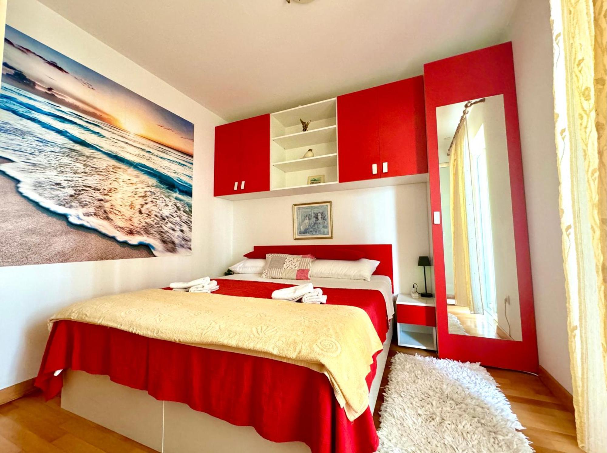 Renovated Center Roberto *